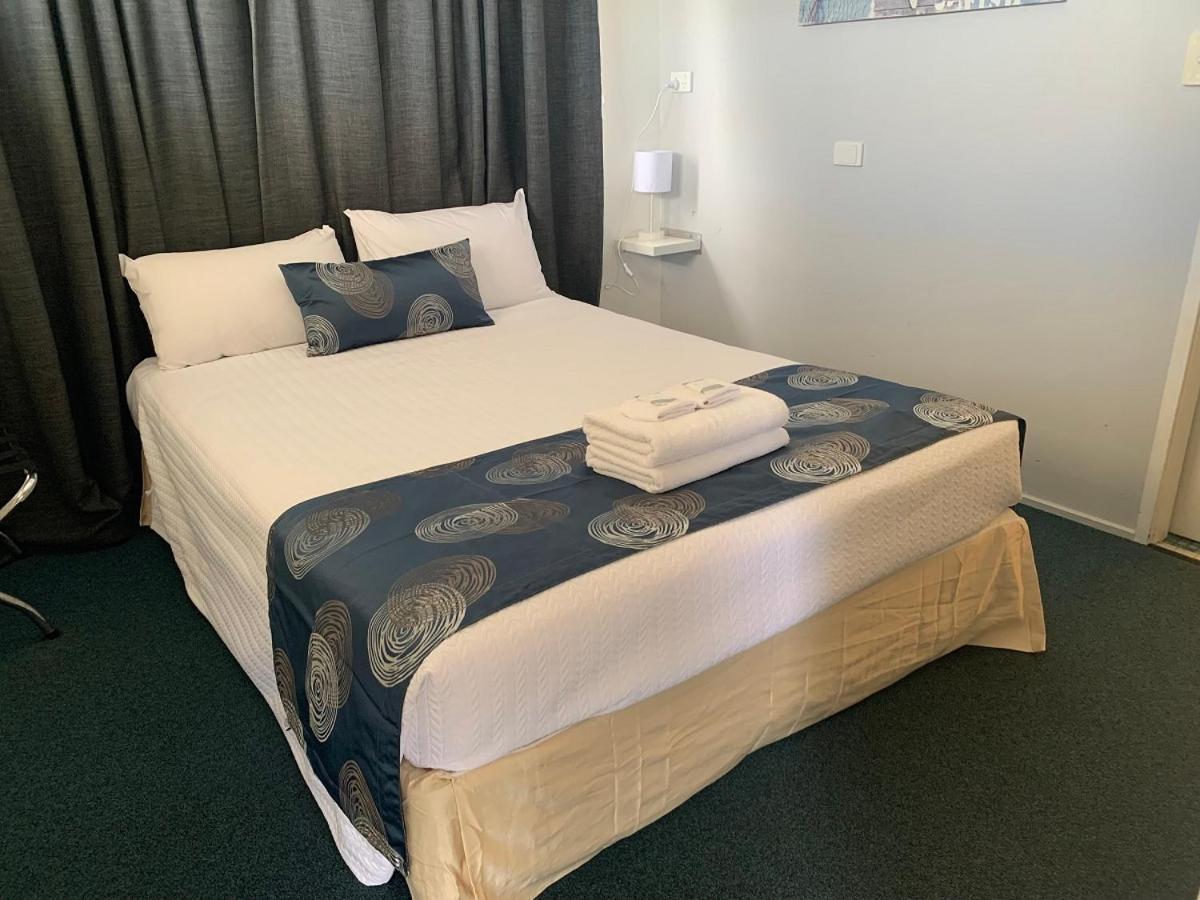 Charm City Motel Bundaberg Ngoại thất bức ảnh