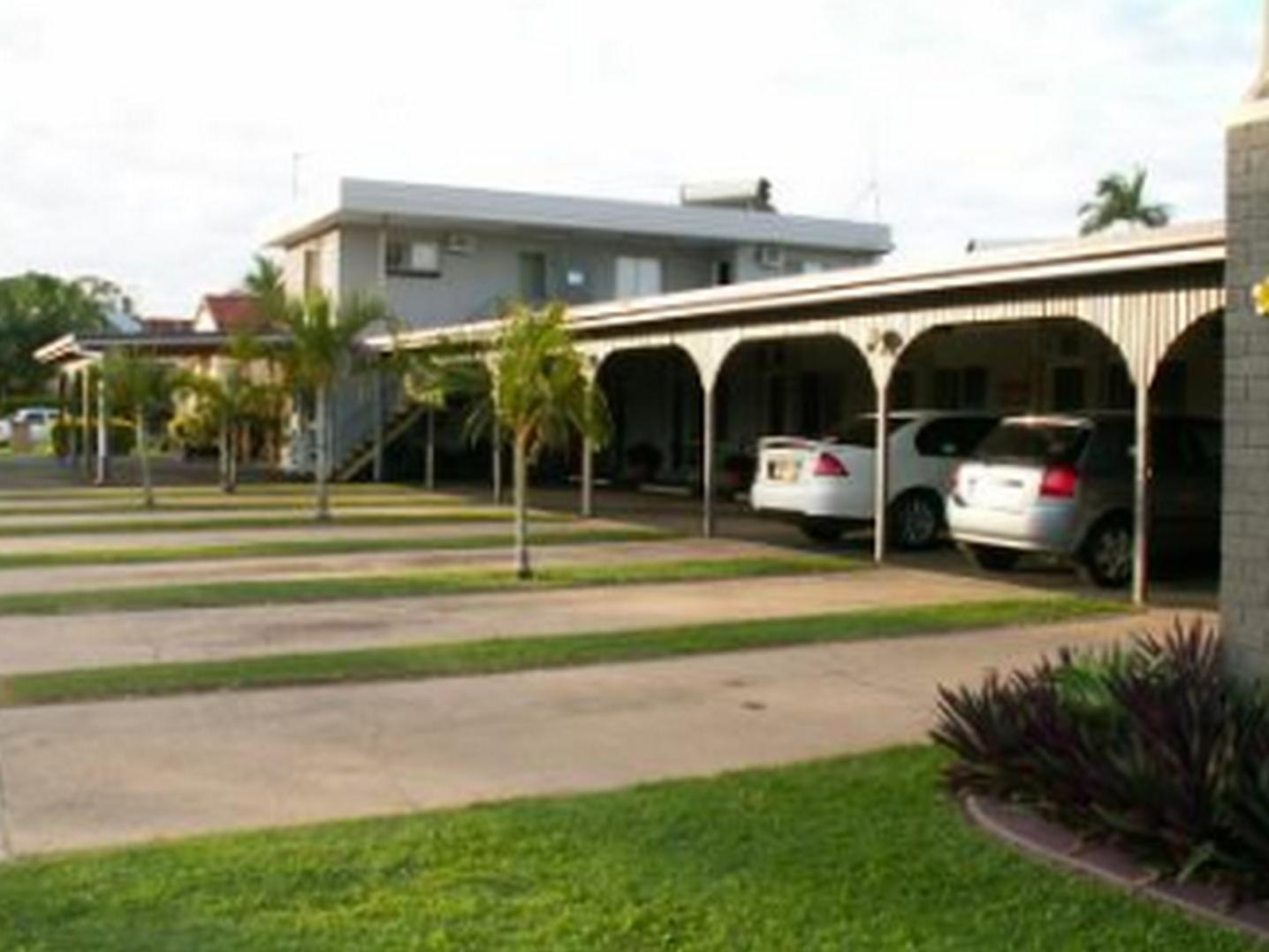 Charm City Motel Bundaberg Ngoại thất bức ảnh