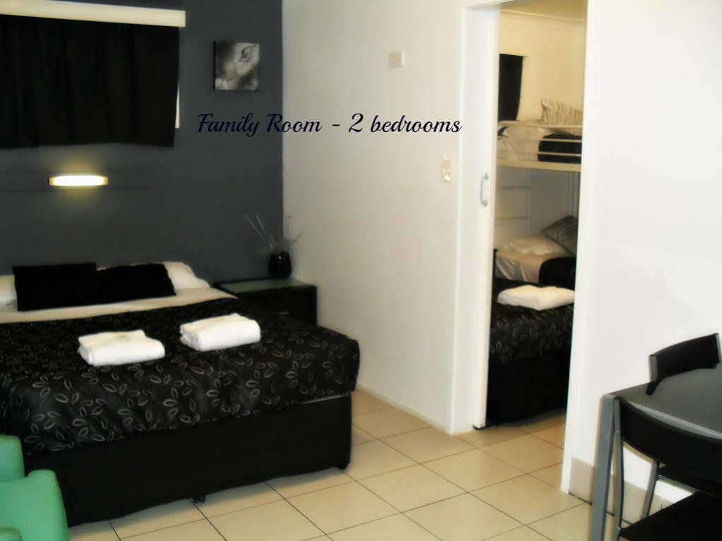 Charm City Motel Bundaberg Ngoại thất bức ảnh